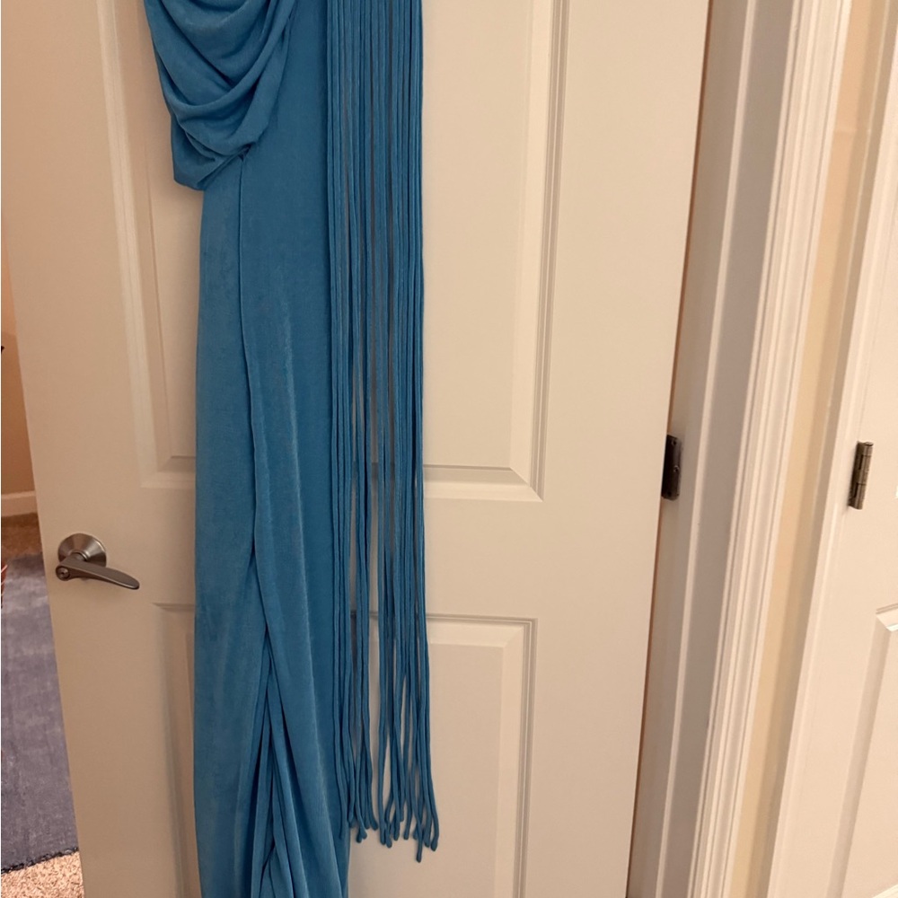 Khanum’s Evening dress - Picture 3 of 4